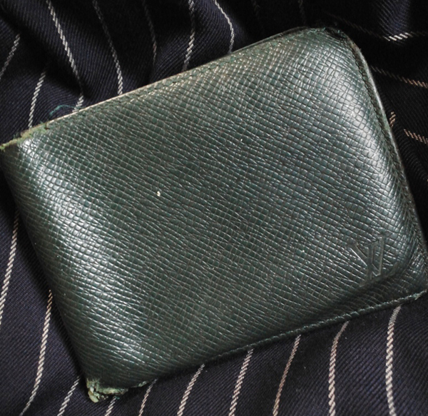 香港で買ったルイ・ヴィトン タイガの財布を5年使った感想 | かっこいいメンズ革財布の掲載数世界一！！を目指すサイト