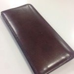 土屋鞄製造所のコンフィオヌメ革長財布（チョコ）
