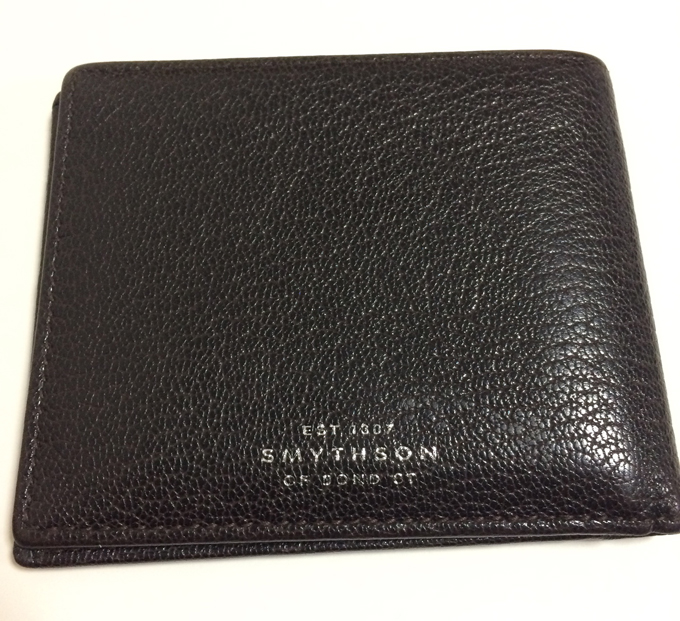 「SMYTHSON（スマイソン）」の二つ折り財布の魅力